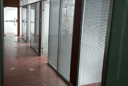 浙江玻璃隔斷-有哪些隔斷設(shè)計(jì)樣式